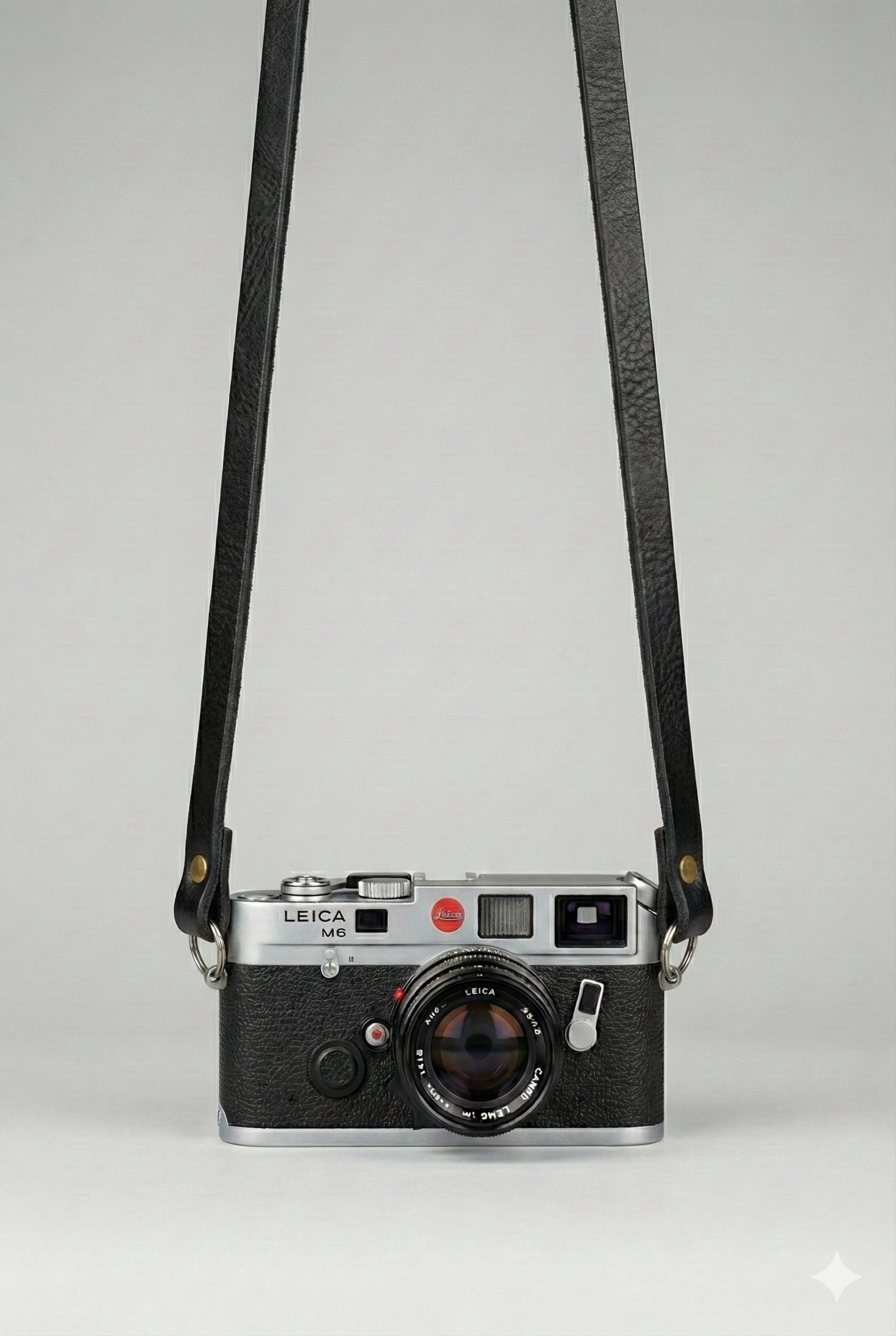 Minimal 2 - Leather strap for vintage camera. 