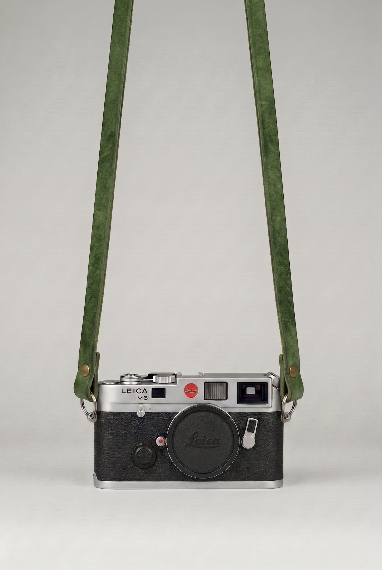Tracolla in pelle verde leica